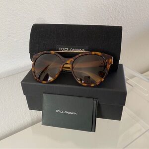 AUTHENTIC DOLCE & GABBANA SUNGLASSES